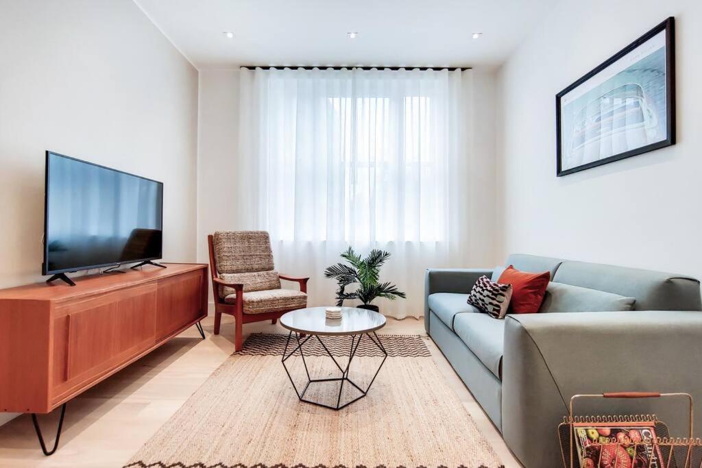 11 Borough Apartments - Bright & Spacious 2-Bed Near London Bridge ภายนอก รูปภาพ
